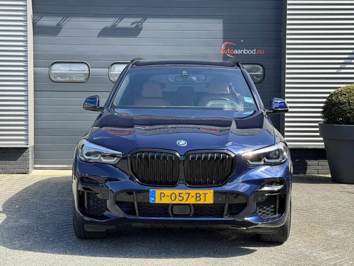 xDrive45e High Executive M-Sport | Navigatie | Luchtvering | DAB | Camera |