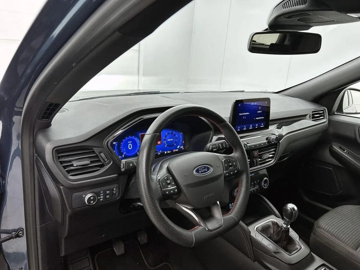 1.5 EcoBoost ST-Line | Trekhaak 1800 KG | Stoel & Stuurverwarming | Camera | Parkeersensoren | Keyless | Clima