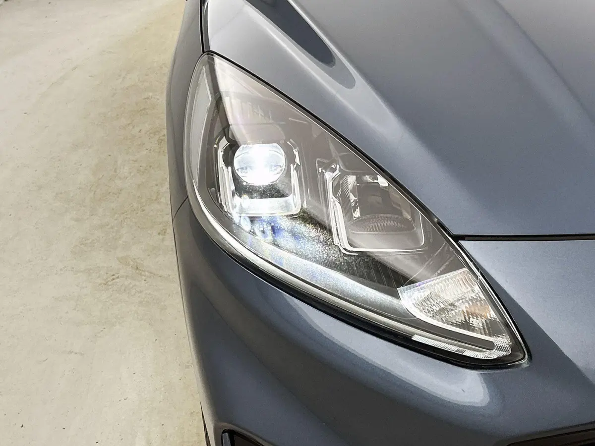 1.5 EcoBoost ST-Line | Trekhaak 1800 KG | Stoel & Stuurverwarming | Camera | Parkeersensoren | Keyless | Clima