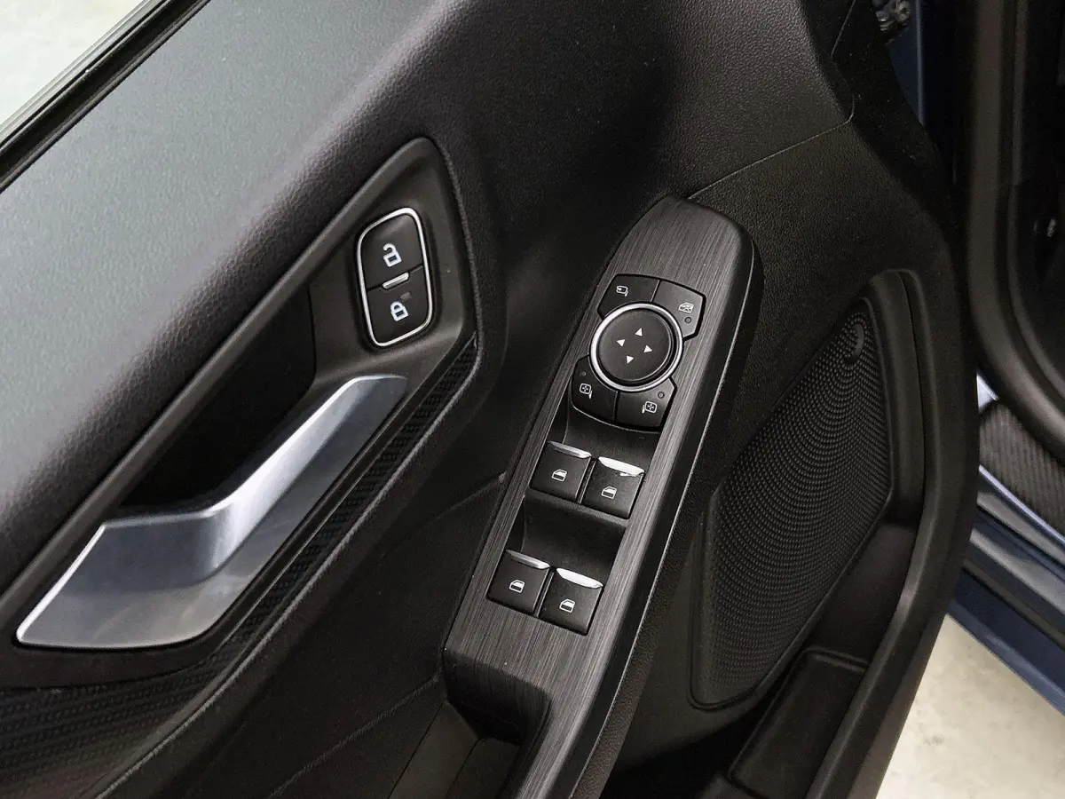 1.5 EcoBoost ST-Line | Trekhaak 1800 KG | Stoel & Stuurverwarming | Camera | Parkeersensoren | Keyless | Clima