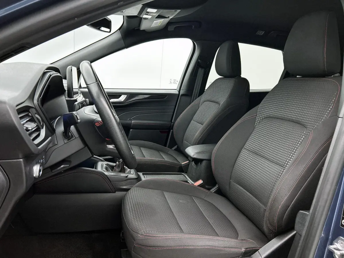 1.5 EcoBoost ST-Line | Trekhaak 1800 KG | Stoel & Stuurverwarming | Camera | Parkeersensoren | Keyless | Clima