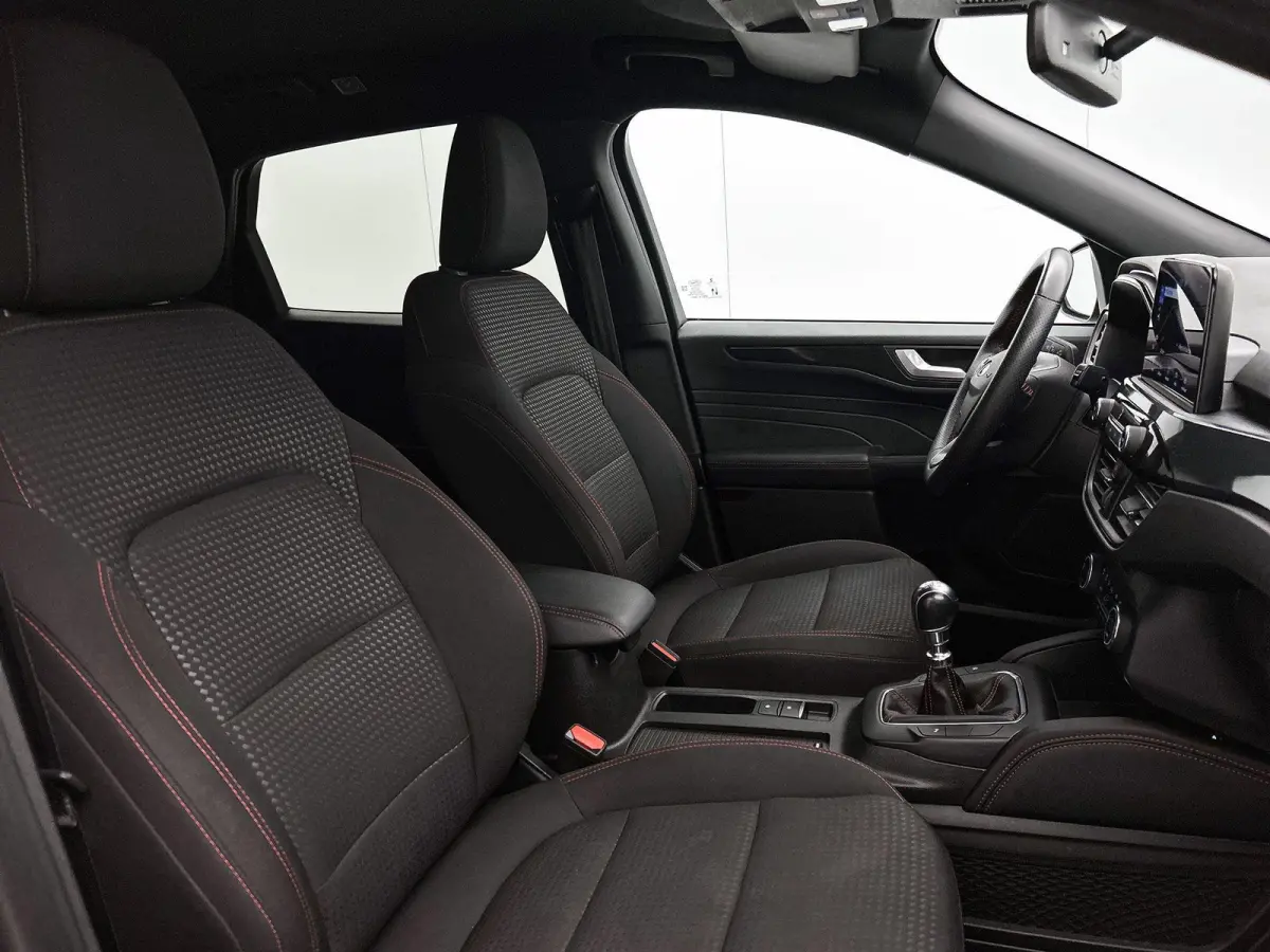 1.5 EcoBoost ST-Line | Trekhaak 1800 KG | Stoel & Stuurverwarming | Camera | Parkeersensoren | Keyless | Clima