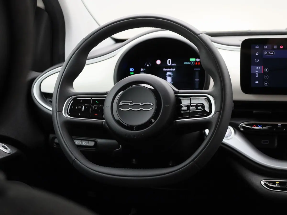 Icon 42 kWh | SOH 93% | APPLE CARPLAY - ANDROID AUTO | CRUISE CONTROL | CLIMATE CONTROL | LICHTMETALEN VELGEN | LED VERLICHTING | MULTIFUNCTIONEEL STUURWIEL |