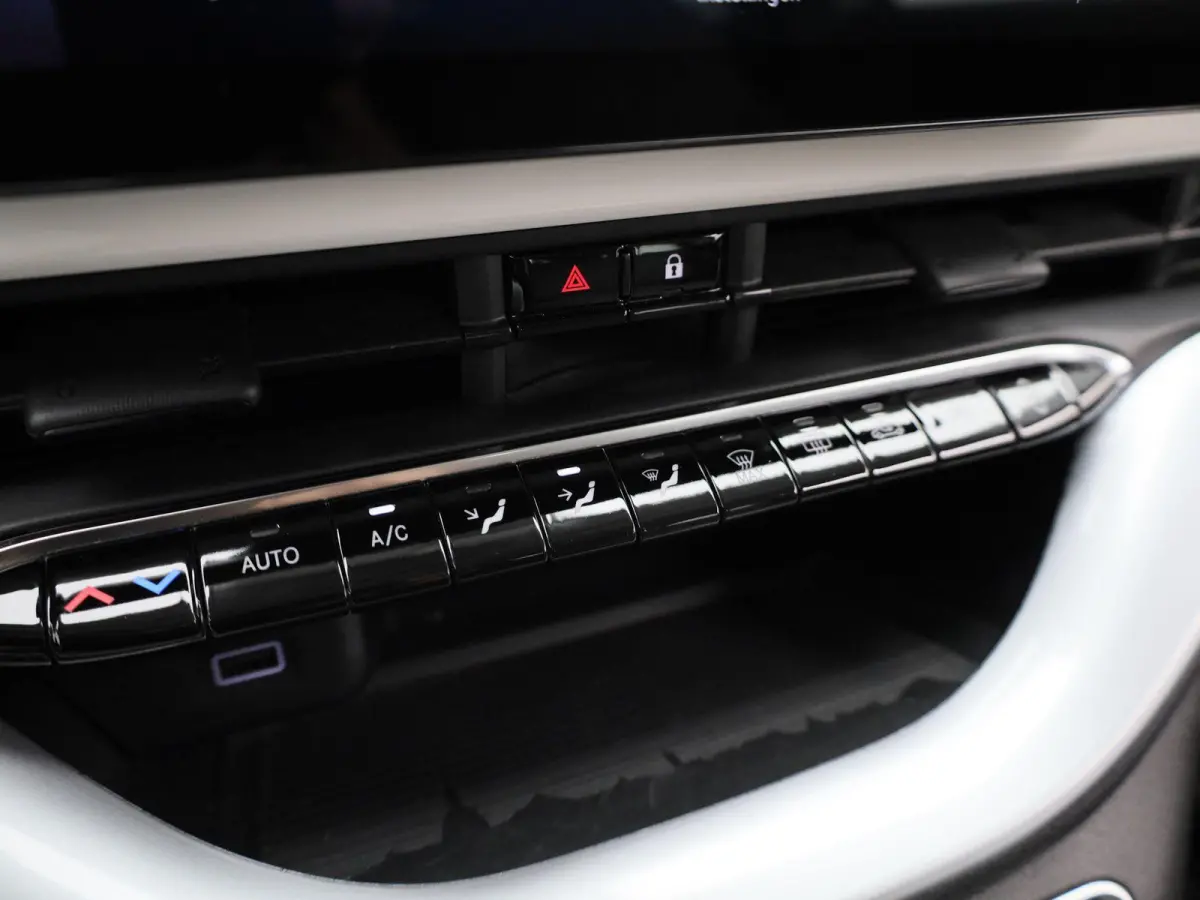 Icon 42 kWh | SOH 93% | APPLE CARPLAY - ANDROID AUTO | CRUISE CONTROL | CLIMATE CONTROL | LICHTMETALEN VELGEN | LED VERLICHTING | MULTIFUNCTIONEEL STUURWIEL |