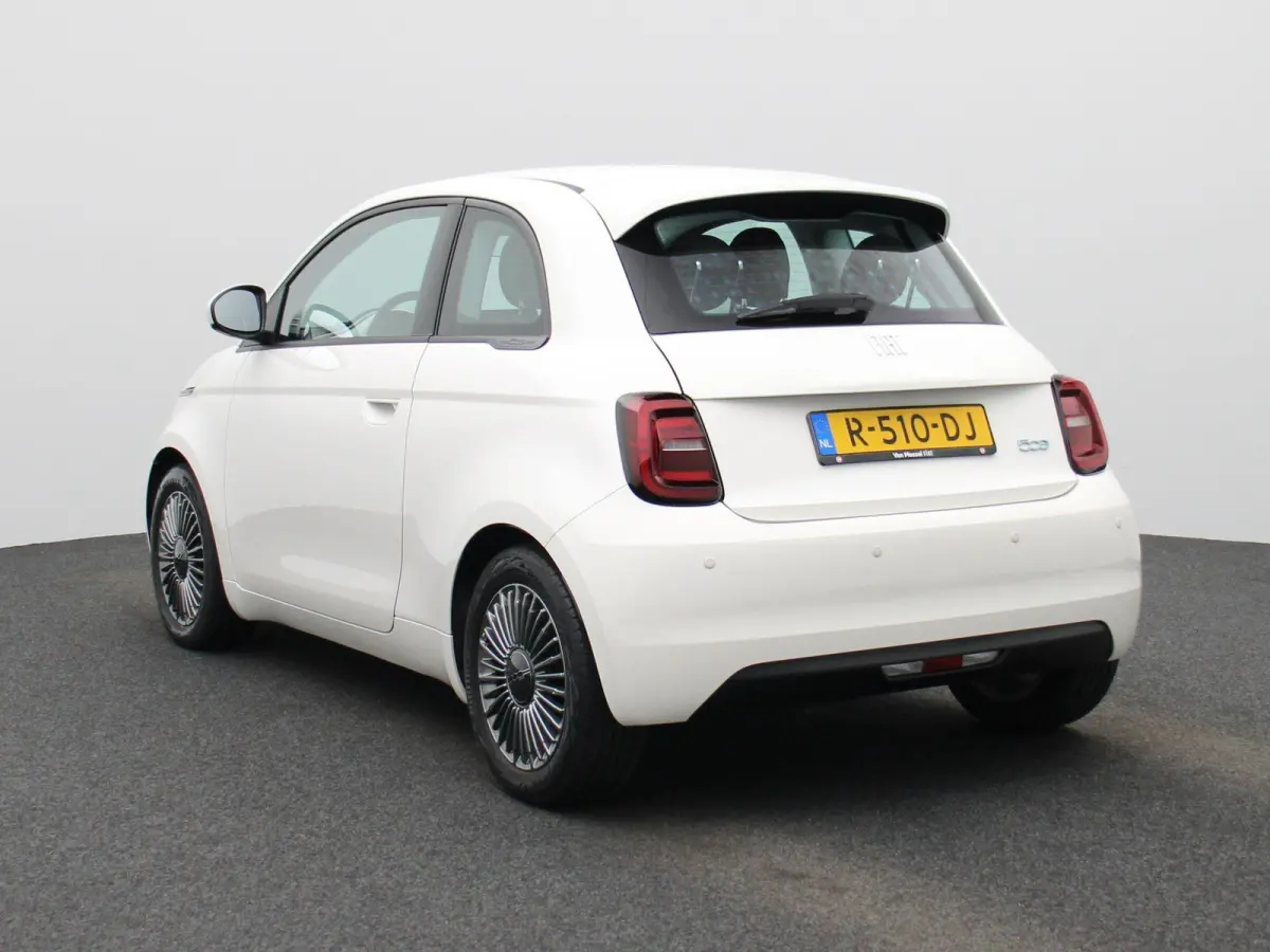 Icon 42 kWh | SOH 93% | APPLE CARPLAY - ANDROID AUTO | CRUISE CONTROL | CLIMATE CONTROL | LICHTMETALEN VELGEN | LED VERLICHTING | MULTIFUNCTIONEEL STUURWIEL |