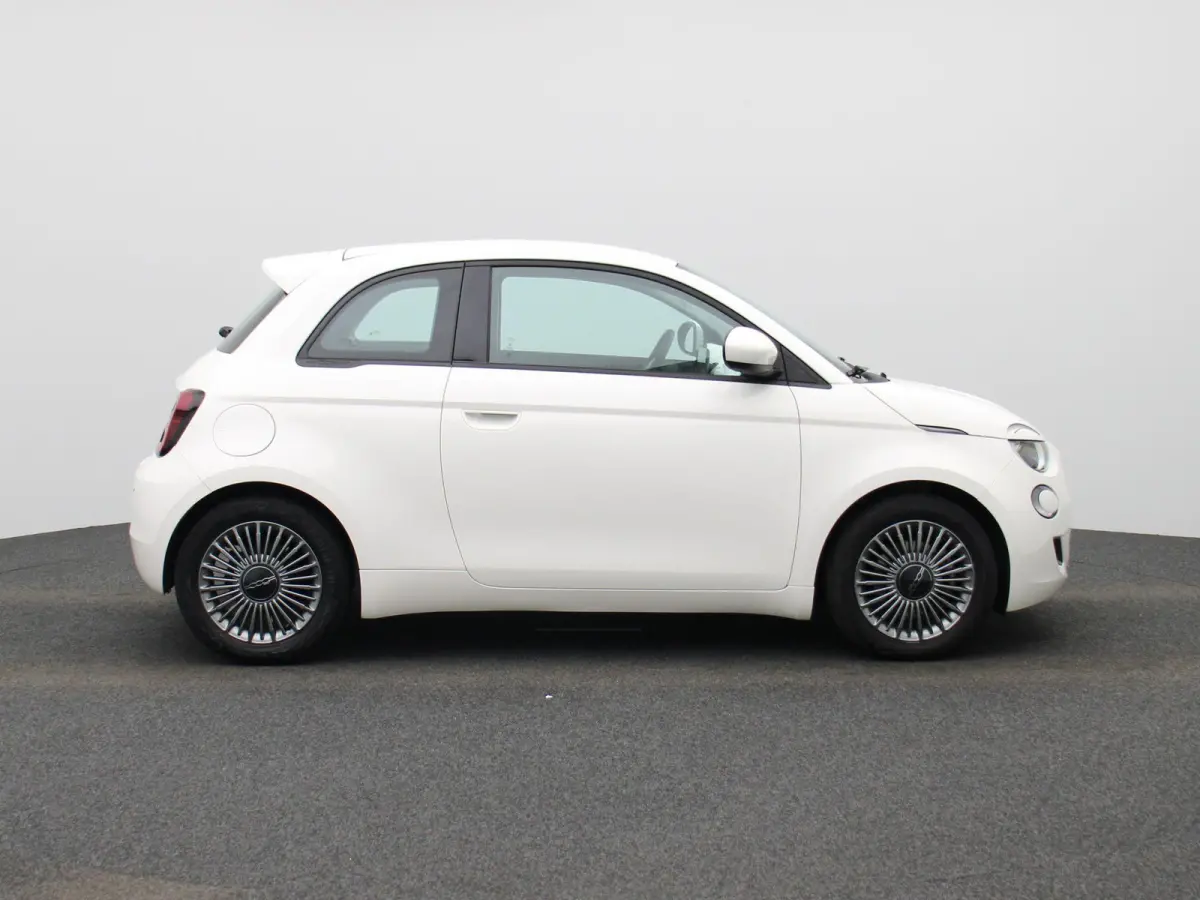 Icon 42 kWh | SOH 93% | APPLE CARPLAY - ANDROID AUTO | CRUISE CONTROL | CLIMATE CONTROL | LICHTMETALEN VELGEN | LED VERLICHTING | MULTIFUNCTIONEEL STUURWIEL |