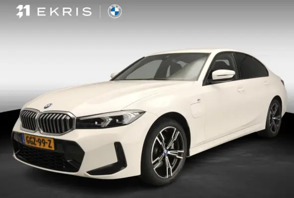 320e | M-Sportpakket | LED | Navigatie | Trekhaak | Stoelverwarming | DAB | Alu 18 inch