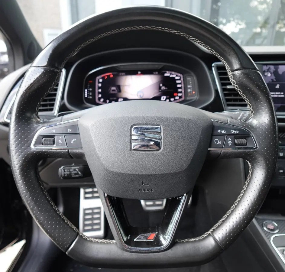 2.0 TSI CUPRA 300 PANO KEYLESS CRUISE