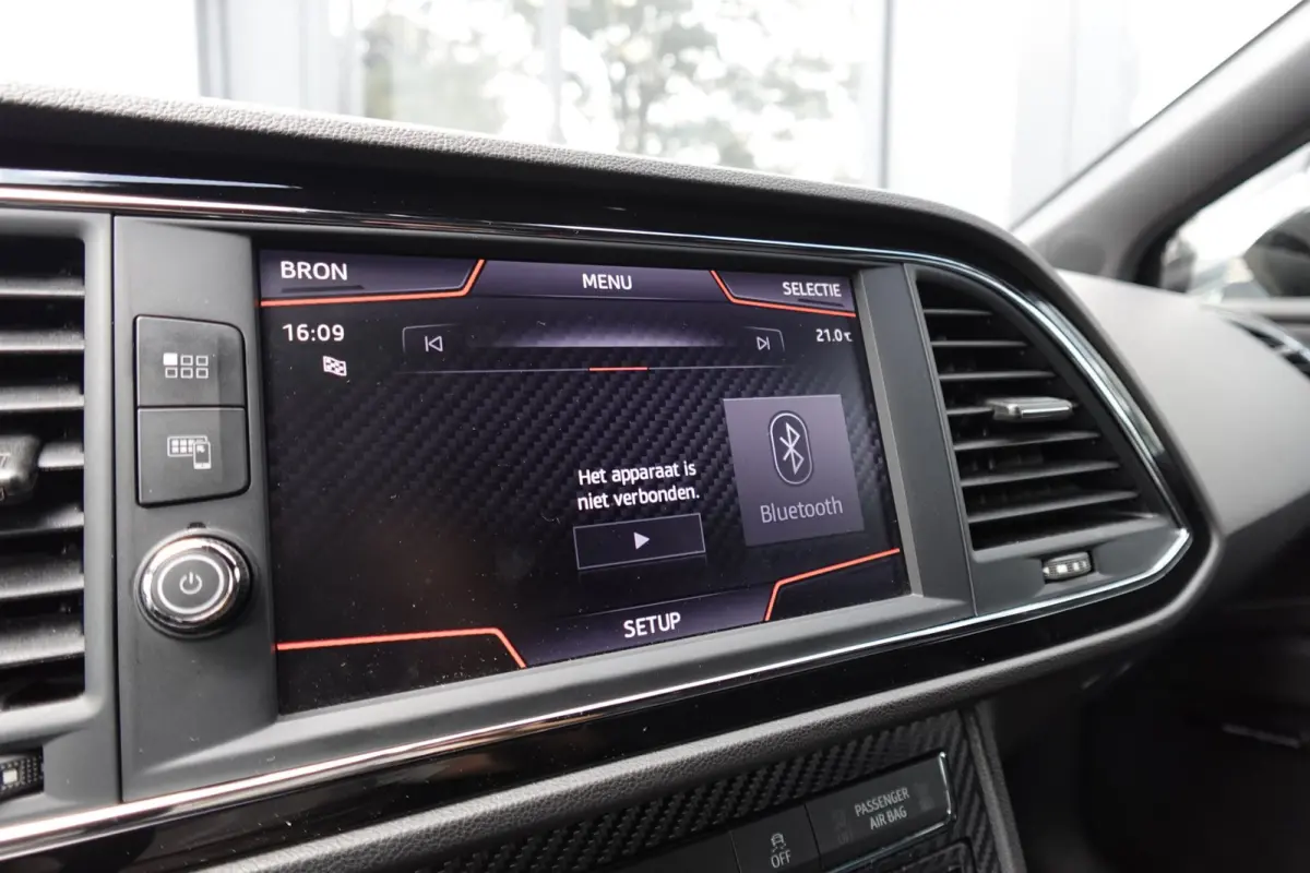 2.0 TSI CUPRA 300 PANO KEYLESS CRUISE