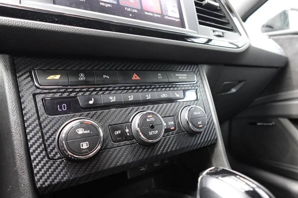 2.0 TSI CUPRA 300 PANO KEYLESS CRUISE