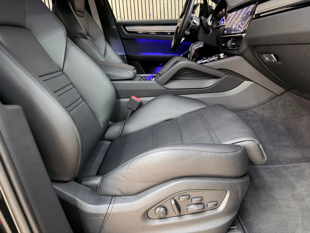 3.0 E-Hybrid 462PK Platinum Edition