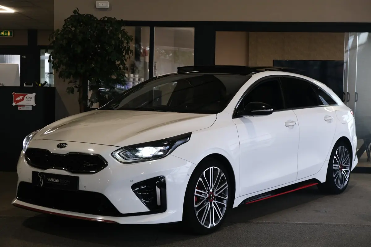 1.6 T-GDI 204pk GT-Line Aut Pano Navi Cam