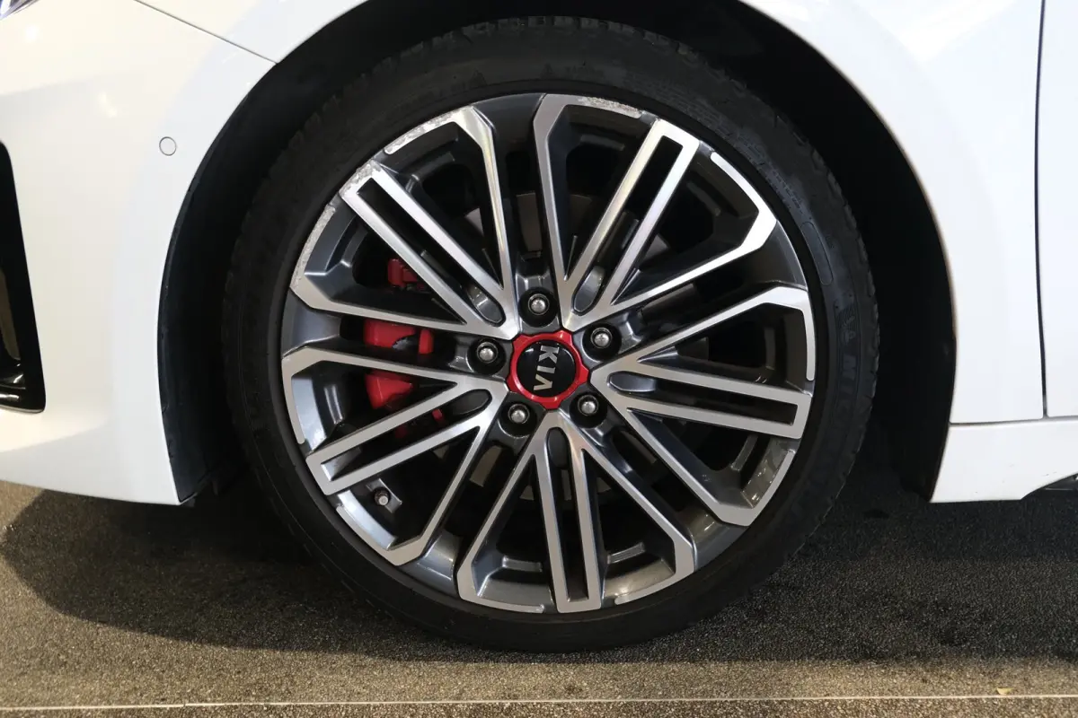 1.6 T-GDI 204pk GT-Line Aut Pano Navi Cam