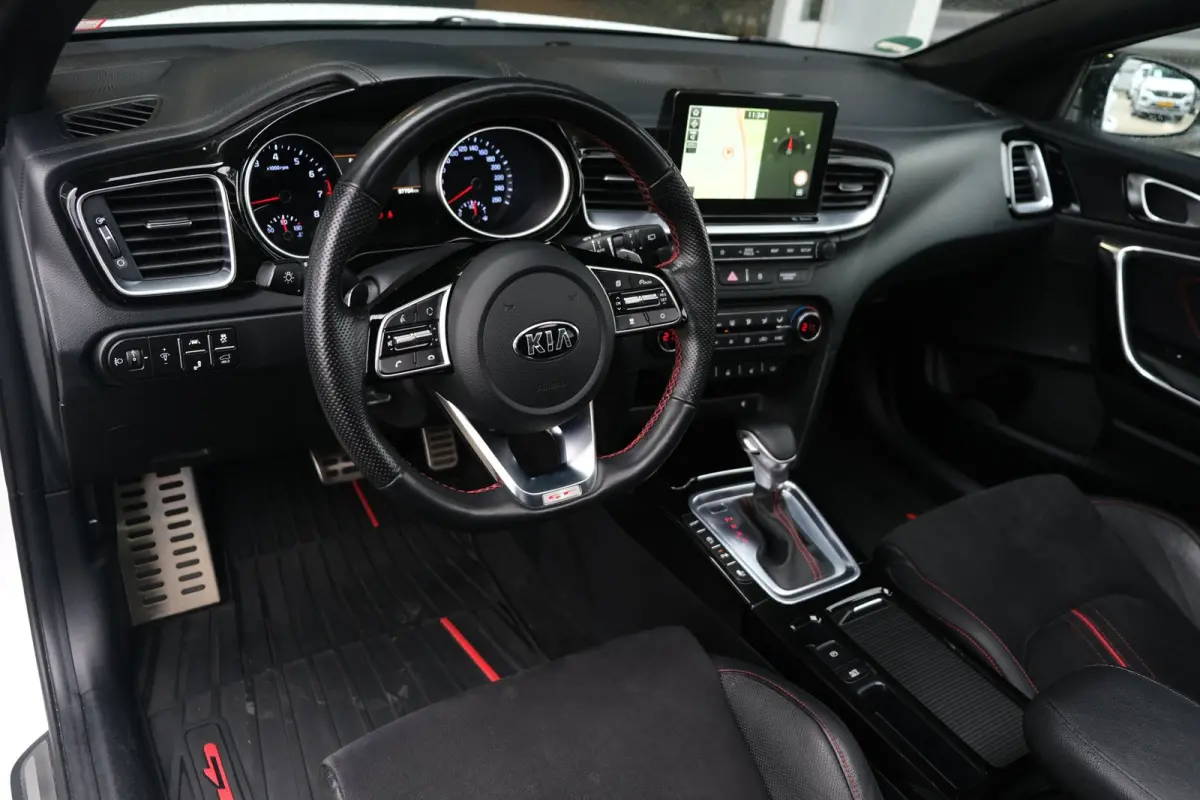 1.6 T-GDI 204pk GT-Line Aut Pano Navi Cam