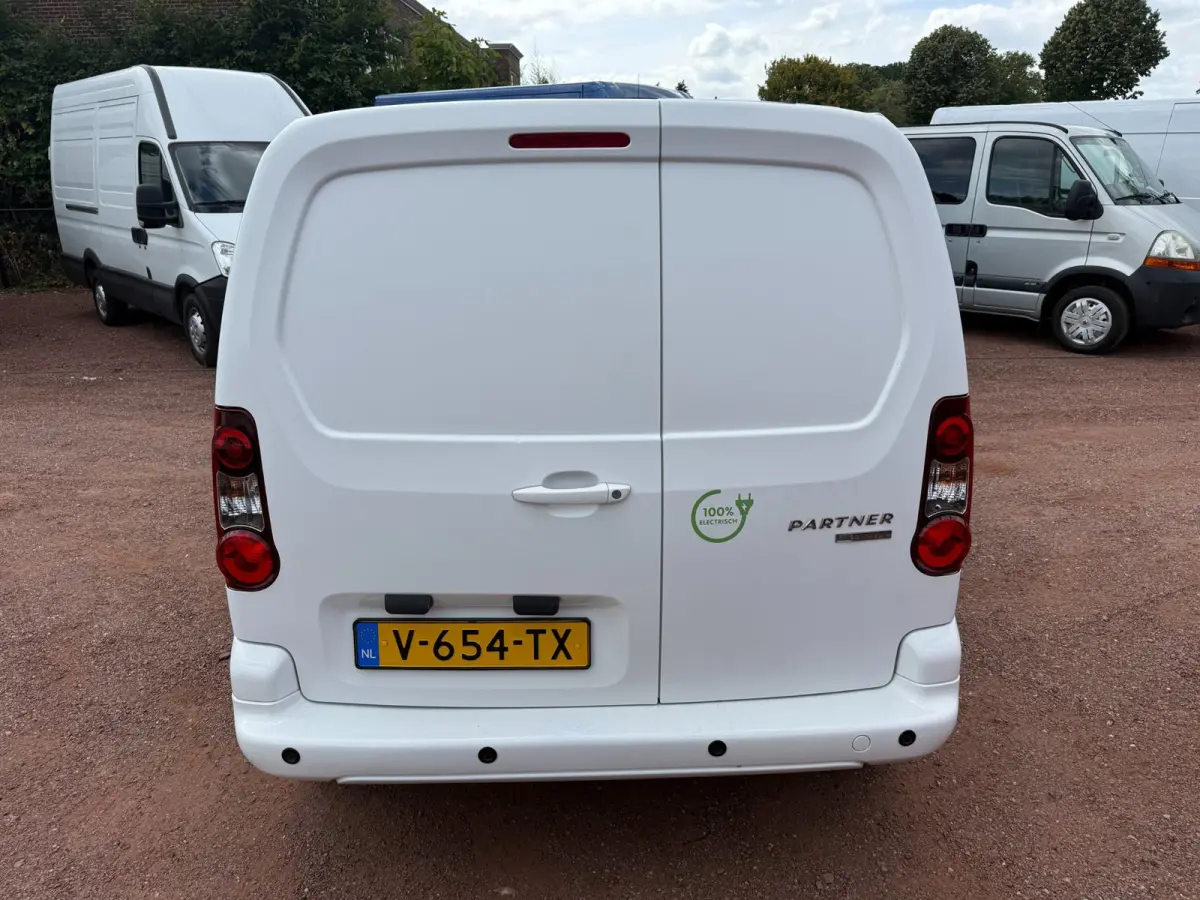 Electric L1 Premium Navigatie / Airco