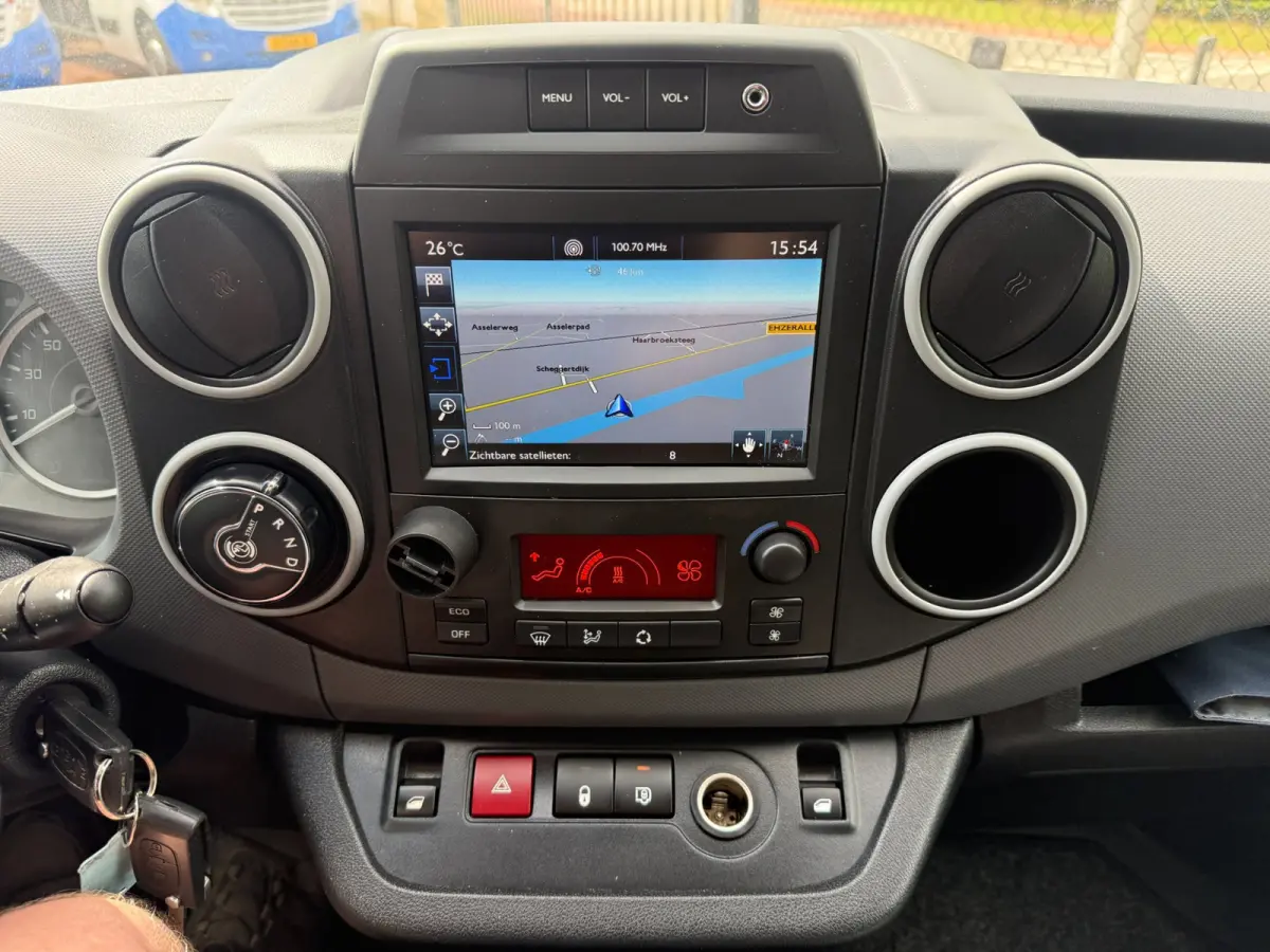 Electric L1 Premium Navigatie / Airco