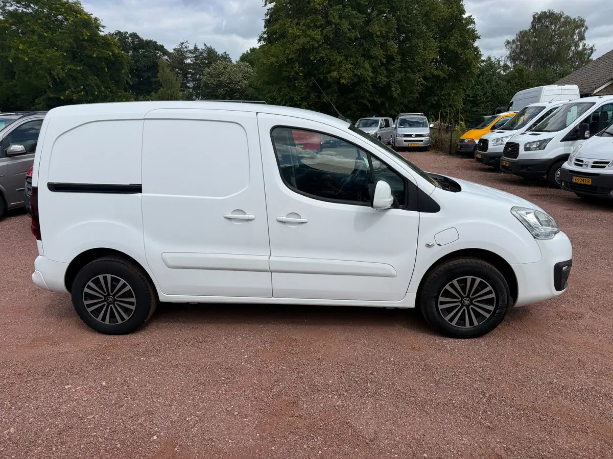 Electric L1 Premium Navigatie / Airco