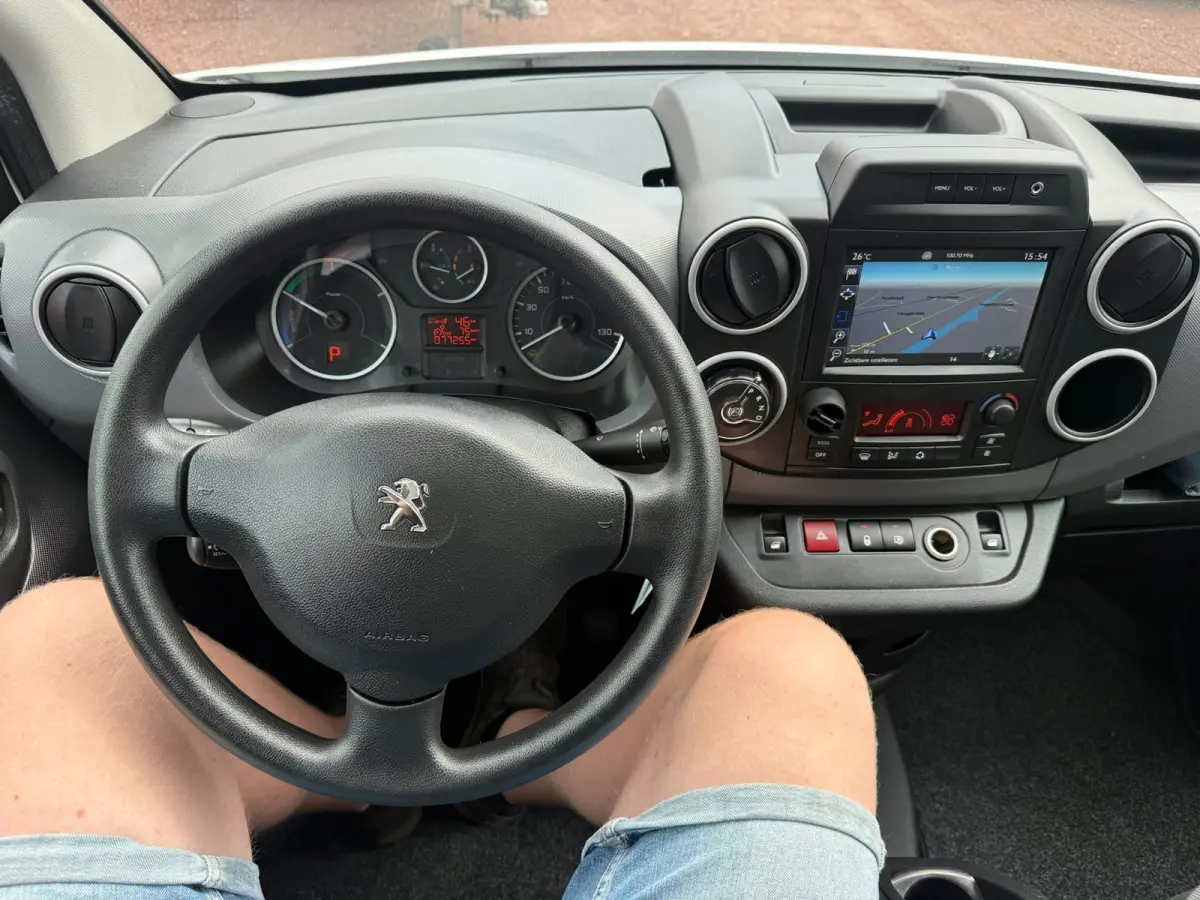 Electric L1 Premium Navigatie / Airco