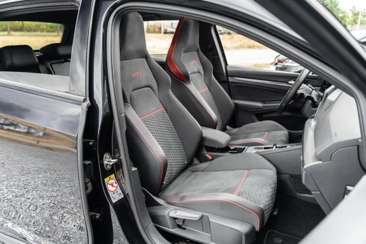 2.0 TSI GTI Clubsport 45 Jahre Akra Pano DSG