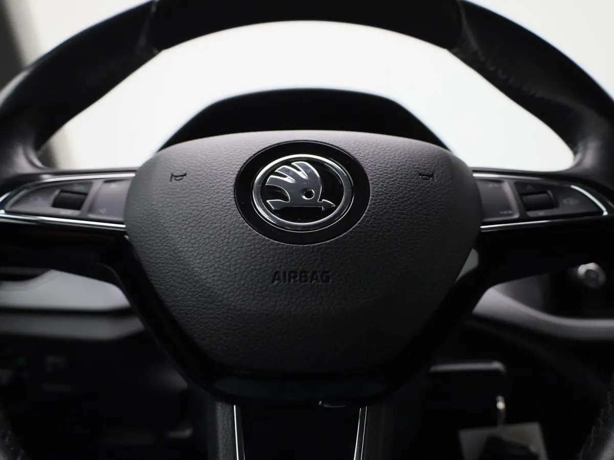 1.0 TSI Ambition | Apple Carplay / Android Auto | Airco | Radio |