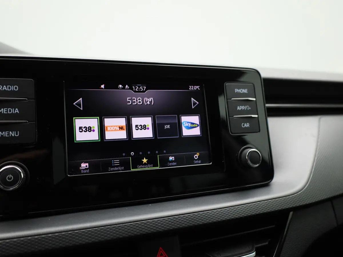 1.0 TSI Ambition | Apple Carplay / Android Auto | Airco | Radio |
