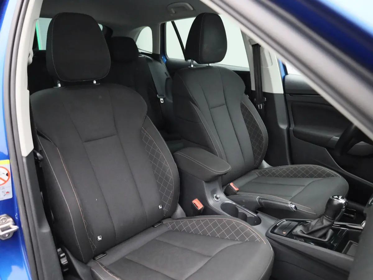 1.0 TSI Ambition | Apple Carplay / Android Auto | Airco | Radio |