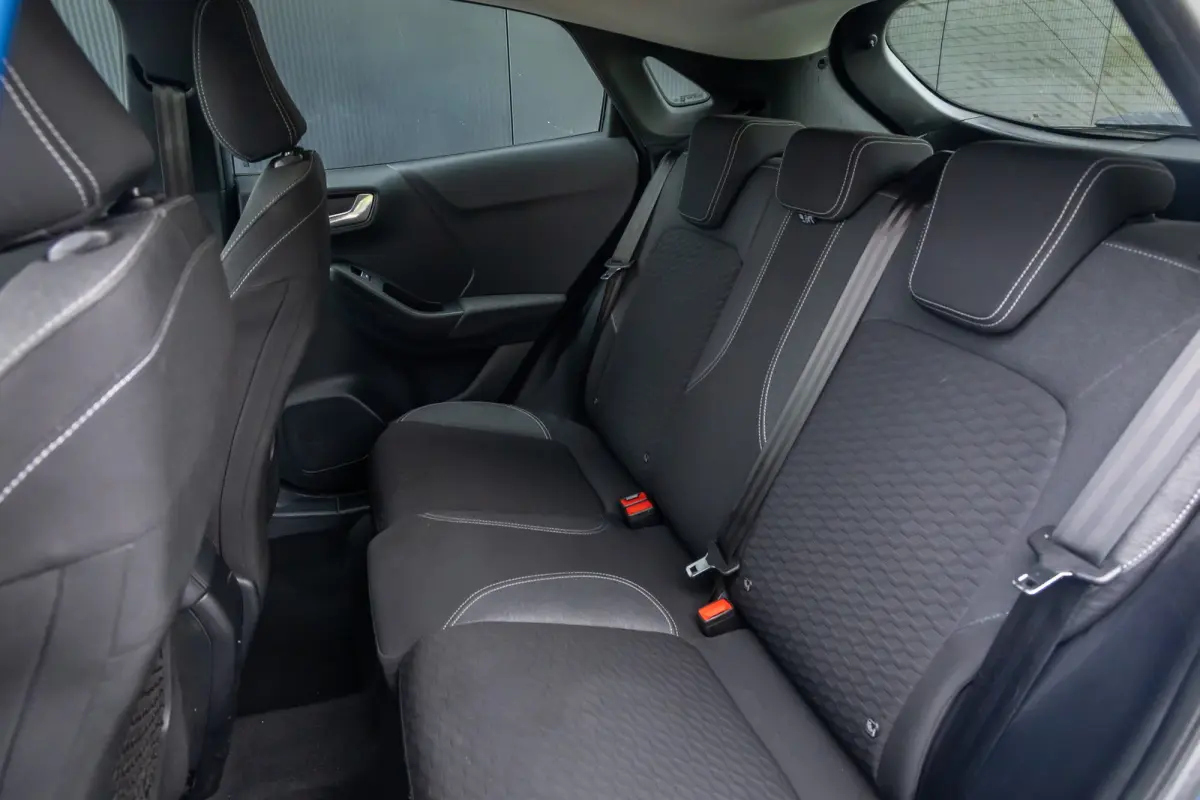 1.0 EcoBoost Titanium | Automaat | Automatisch inparkeren |  Privacy-glass | Verkeersbord herkenning | Apple Carplay / Android Auto | LED verlichting