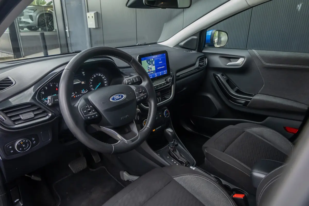 1.0 EcoBoost Titanium | Automaat | Automatisch inparkeren |  Privacy-glass | Verkeersbord herkenning | Apple Carplay / Android Auto | LED verlichting
