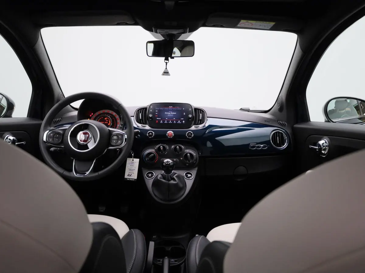 1.0 Hybrid Dolcevita | Cruise Control | DAB+ | Airconditioning | Elektr. verstelbare buitenspiegels |