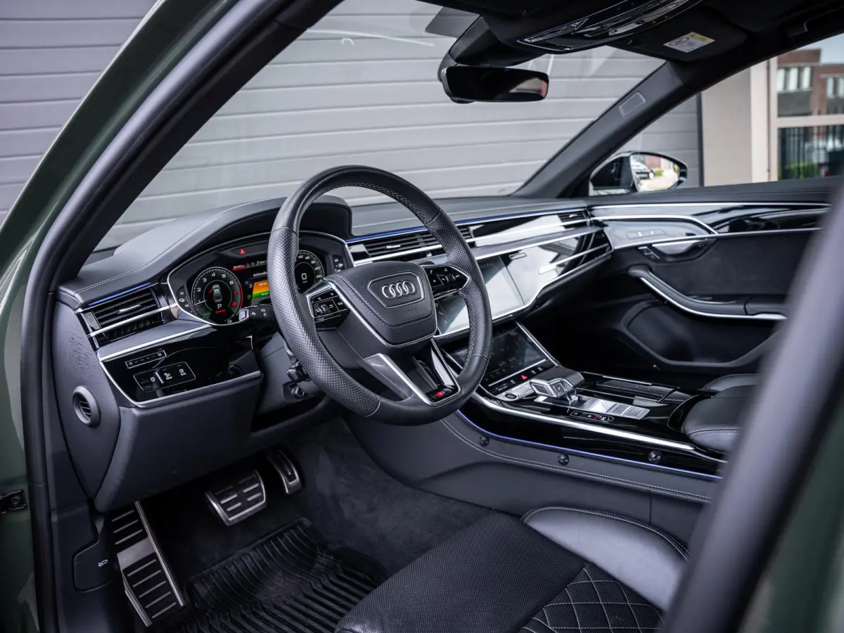 60 TFSI e quattro - 3x-Sline l 4WS l AUDI EXCLUSIVE l Massage l Panorama
