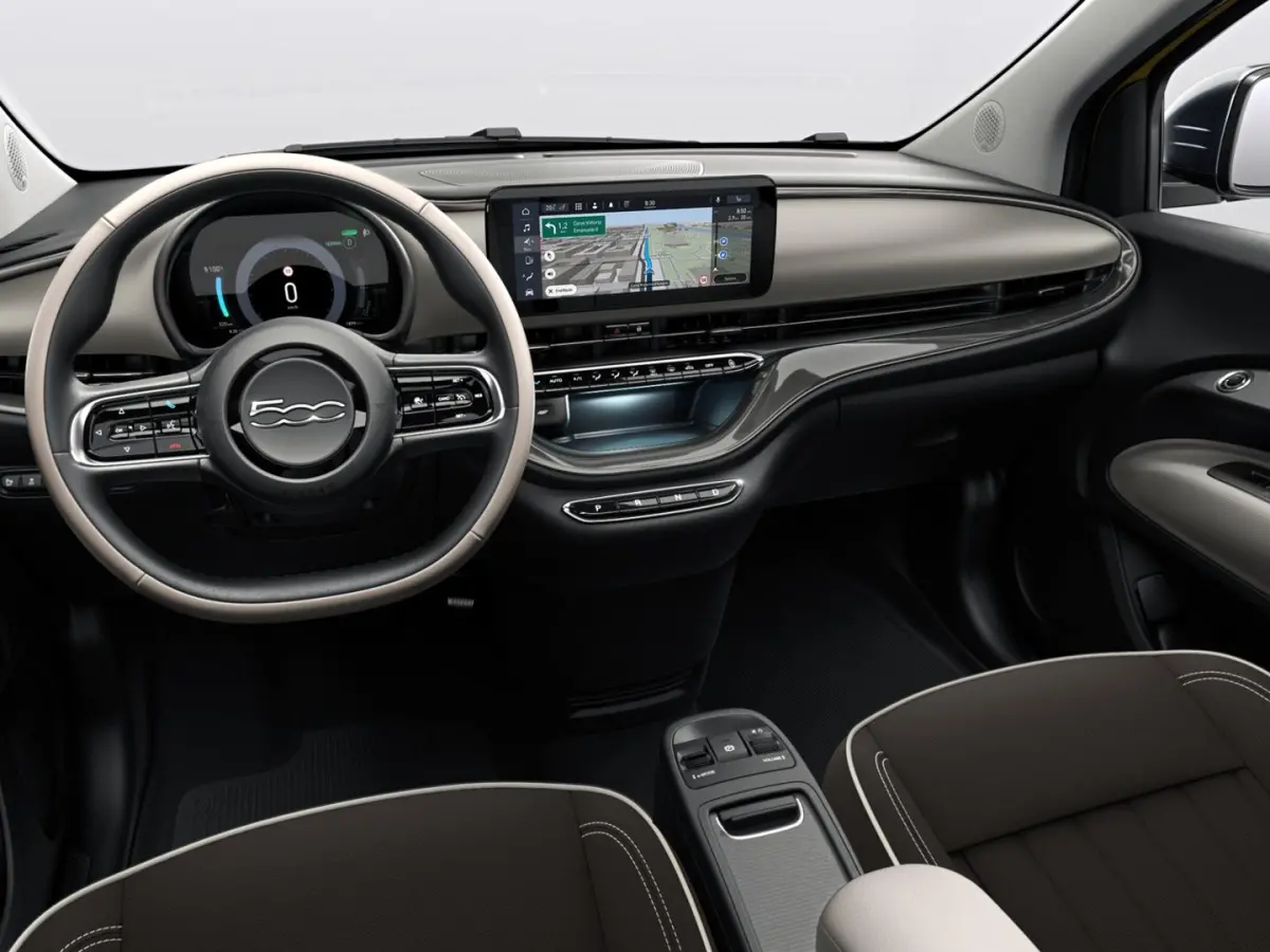 La Prima 42 kWh | Uit voorraad leverbaar | Panoramadak | Adapt. Cruise | Pack Top Plus | Camera | Leder | Apple Carplay