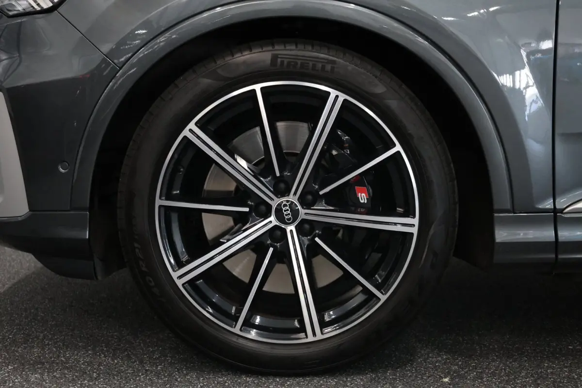 SQ7 4.0 TFSI quattro 507+PK LED/VIRTUAL/SFEER/PANO/HEAD-UP/SOFT-CLOSE/ALCANTARA+MEMORY/21" LMV/CAM/ACC/ECC/12 MND GARANTIE!