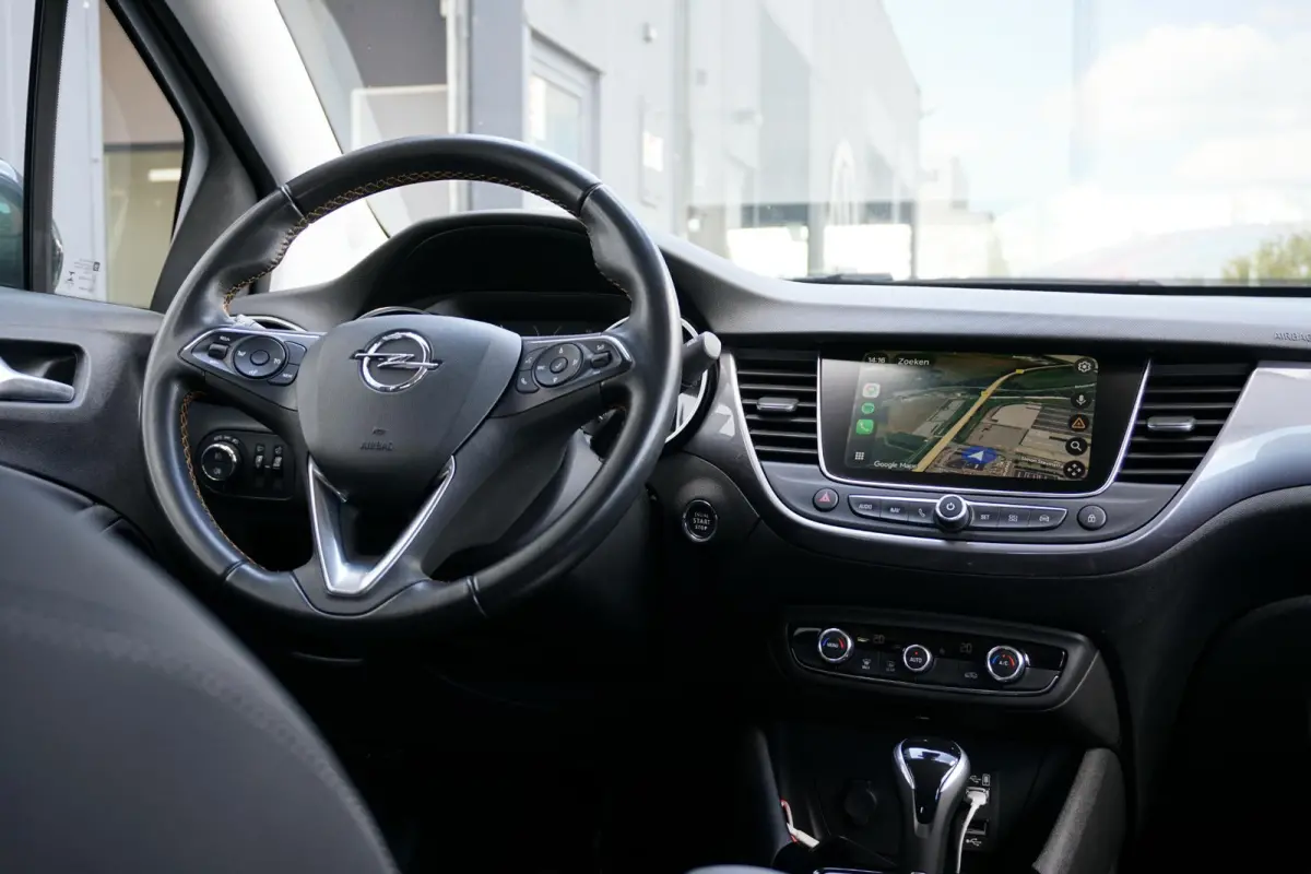 1.2 Turbo Innovation *25.051 NAP* + TREKHAAK / NAVI / KEYLESS / SENSOREN / CARPLAY