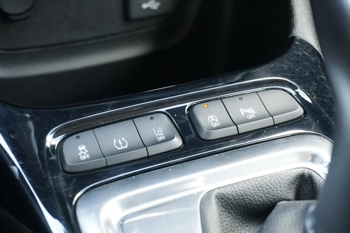 1.2 Turbo Innovation *25.051 NAP* + TREKHAAK / NAVI / KEYLESS / SENSOREN / CARPLAY