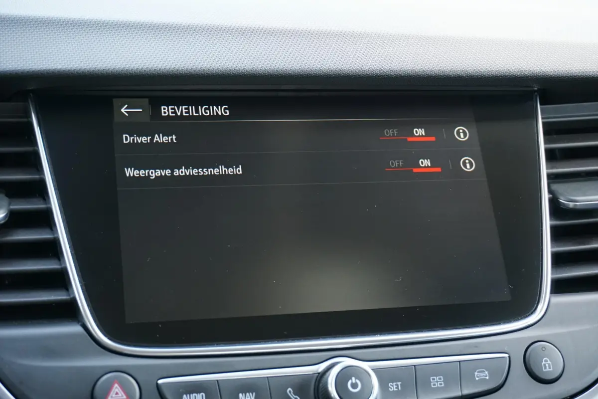 1.2 Turbo Innovation *25.051 NAP* + TREKHAAK / NAVI / KEYLESS / SENSOREN / CARPLAY