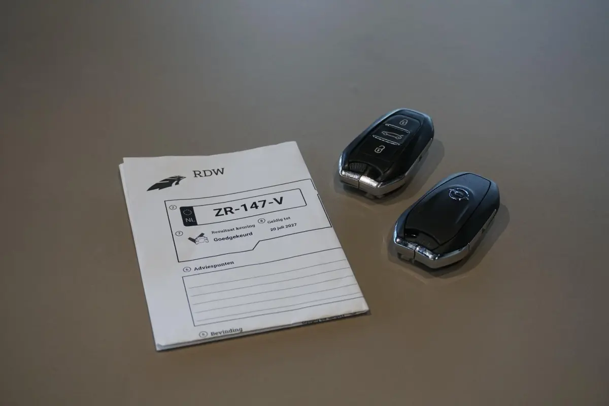 1.2 Turbo Innovation *25.051 NAP* + TREKHAAK / NAVI / KEYLESS / SENSOREN / CARPLAY