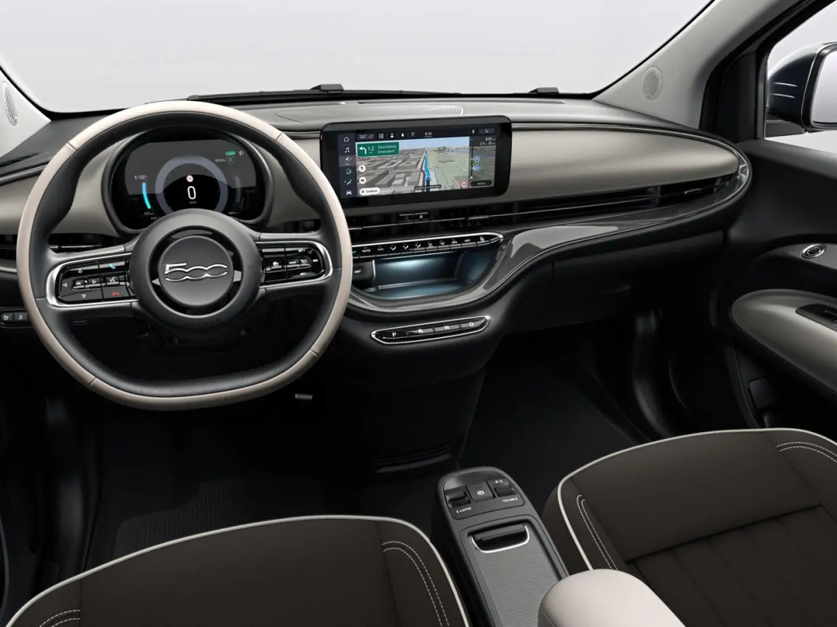 La Prima 42 kWh | Uit voorraad leverbaar | Panoramadak | Adapt. Cruise | Pack Top Plus | Camera | Leder | Apple Carplay