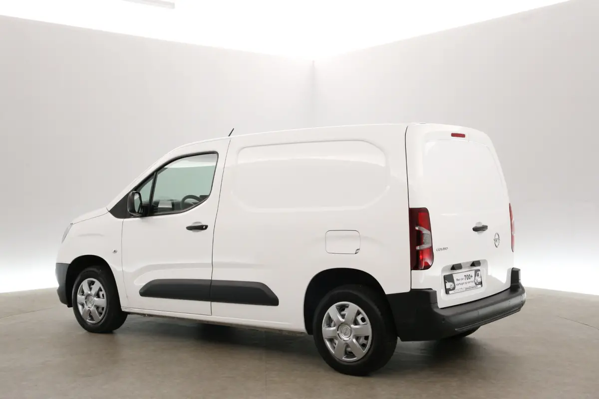 Cargo 1.5D 102PK | 3 Zits | Airco | Cruise | Carplay | Parkeersens.