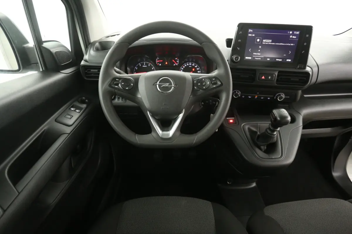 Cargo 1.5D 102PK | 3 Zits | Airco | Cruise | Carplay | Parkeersens.