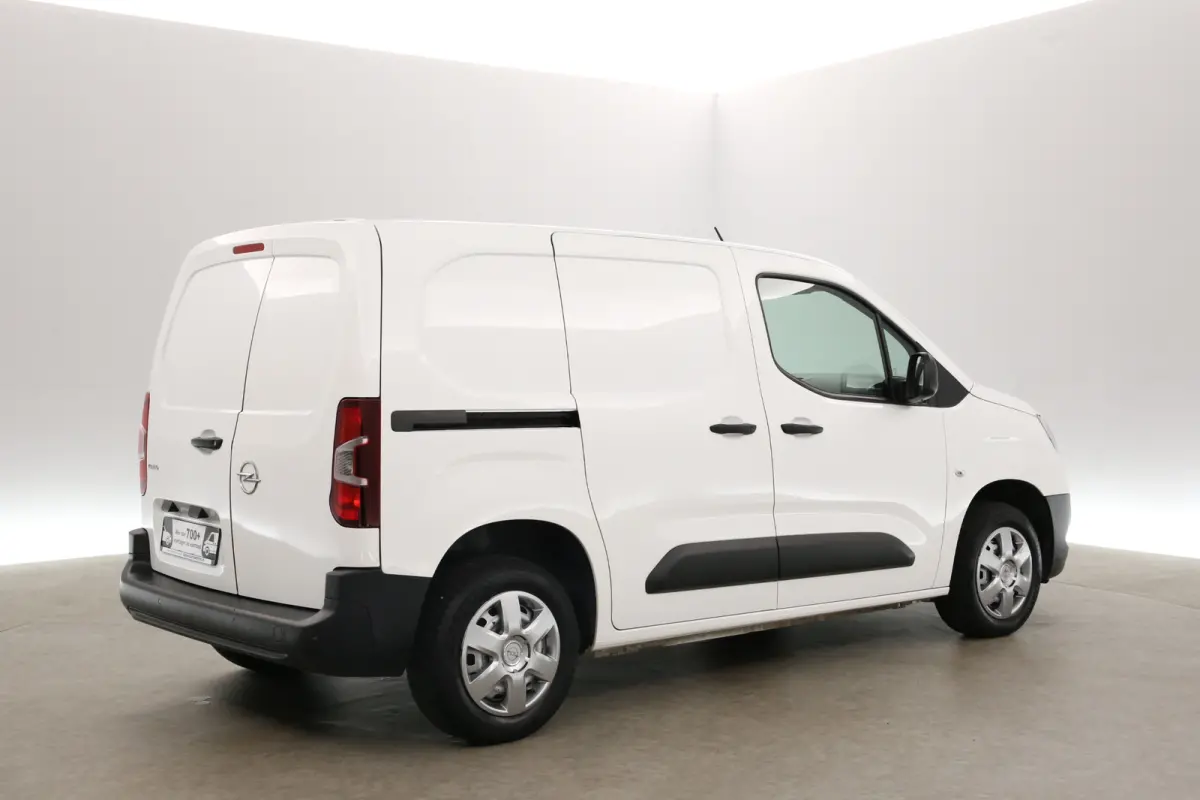 Cargo 1.5D 102PK | 3 Zits | Airco | Cruise | Carplay | Parkeersens.