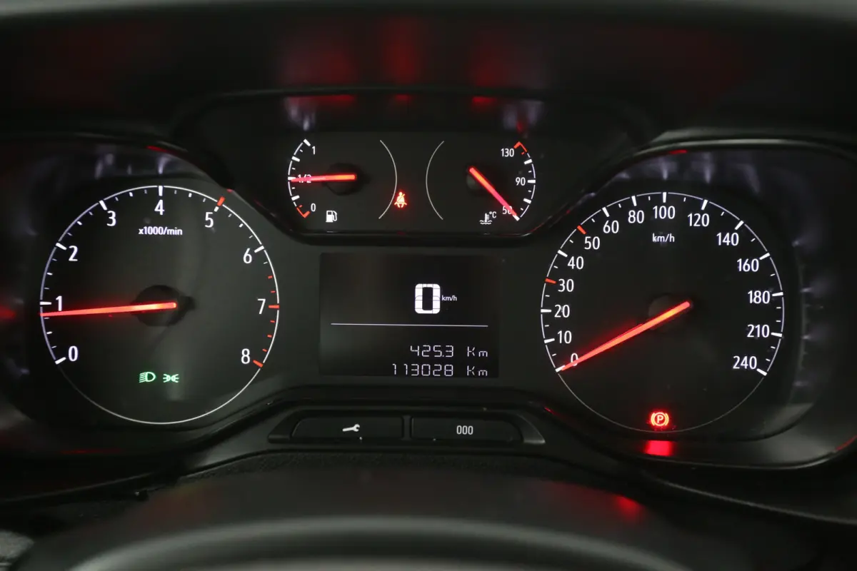Cargo 1.5D 102PK | 3 Zits | Airco | Cruise | Carplay | Parkeersens.