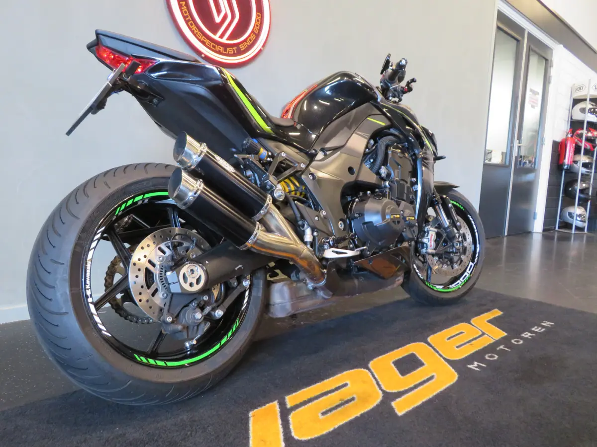Z1000 1STE EIG. SHARK TOP!