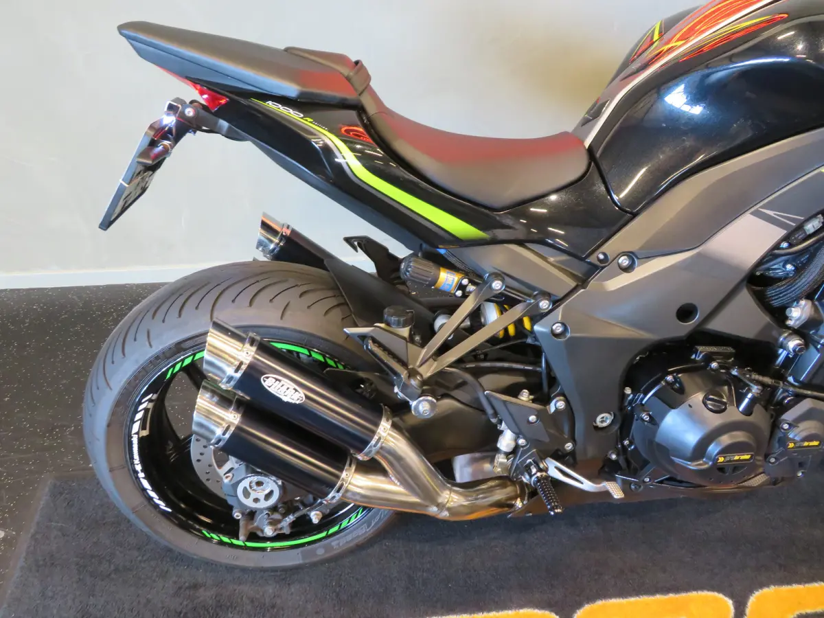 Z1000 1STE EIG. SHARK TOP!