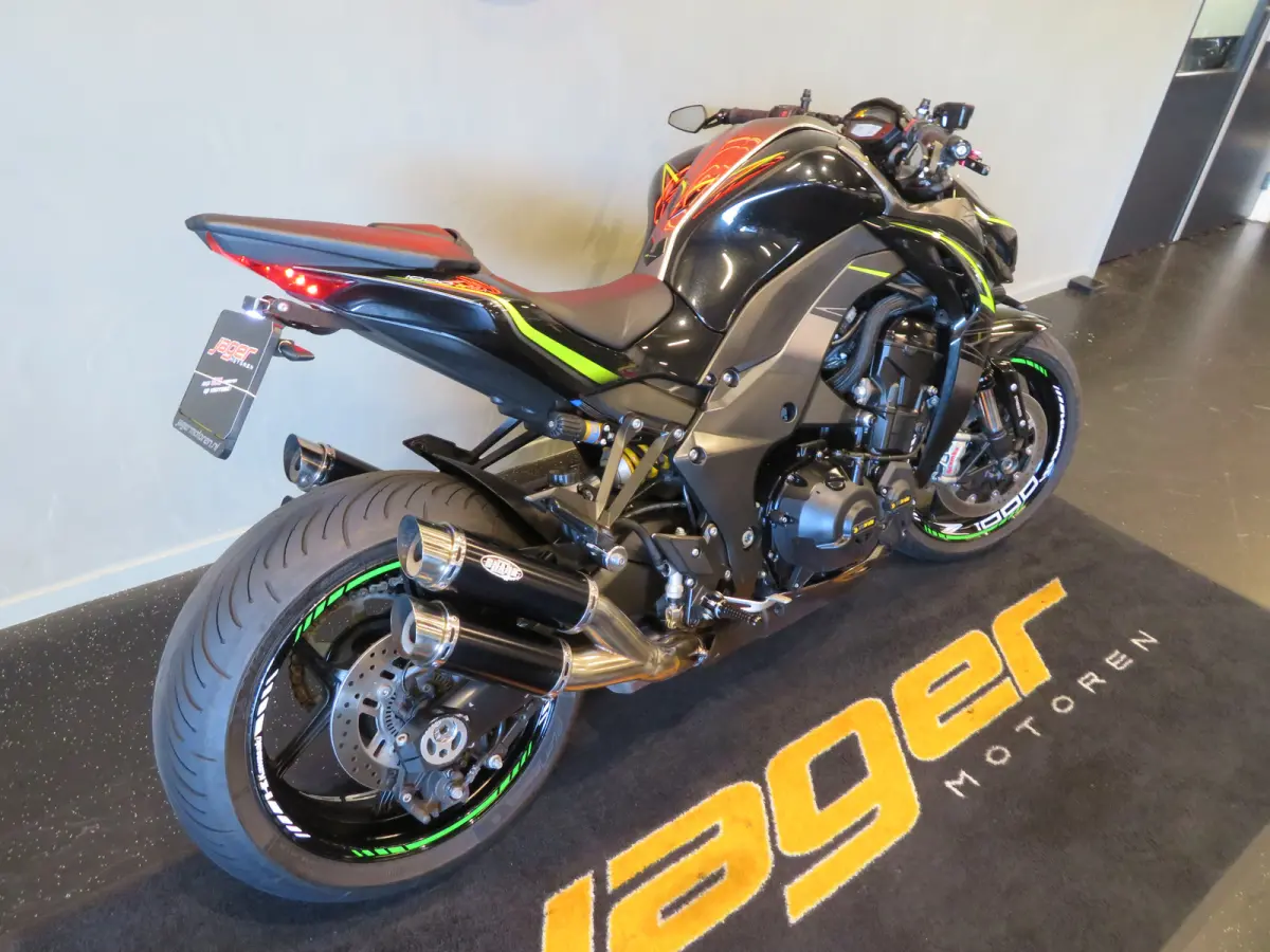 Z1000 1STE EIG. SHARK TOP!