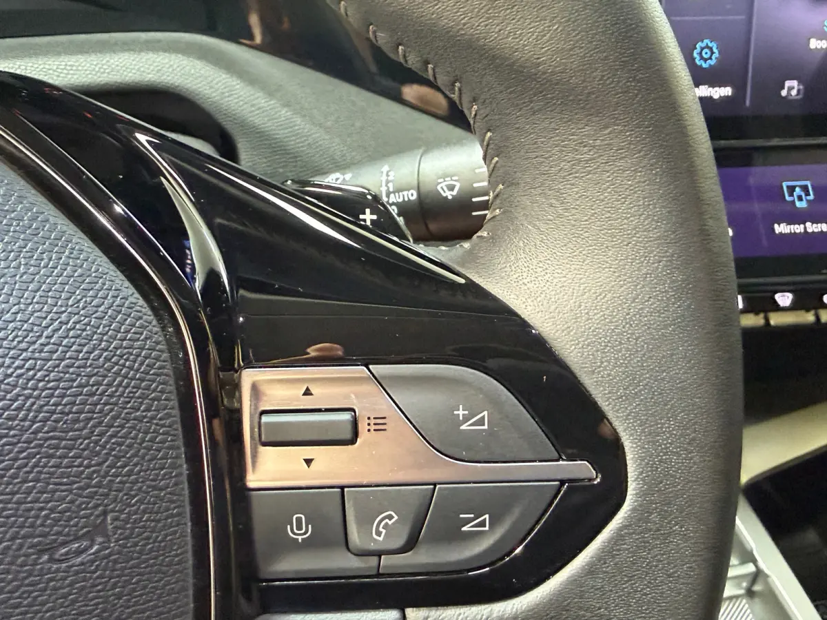 1.2 PureTech Allure Pack Business | Leder | 360 cam | ACC | LED | Navi | Carplay