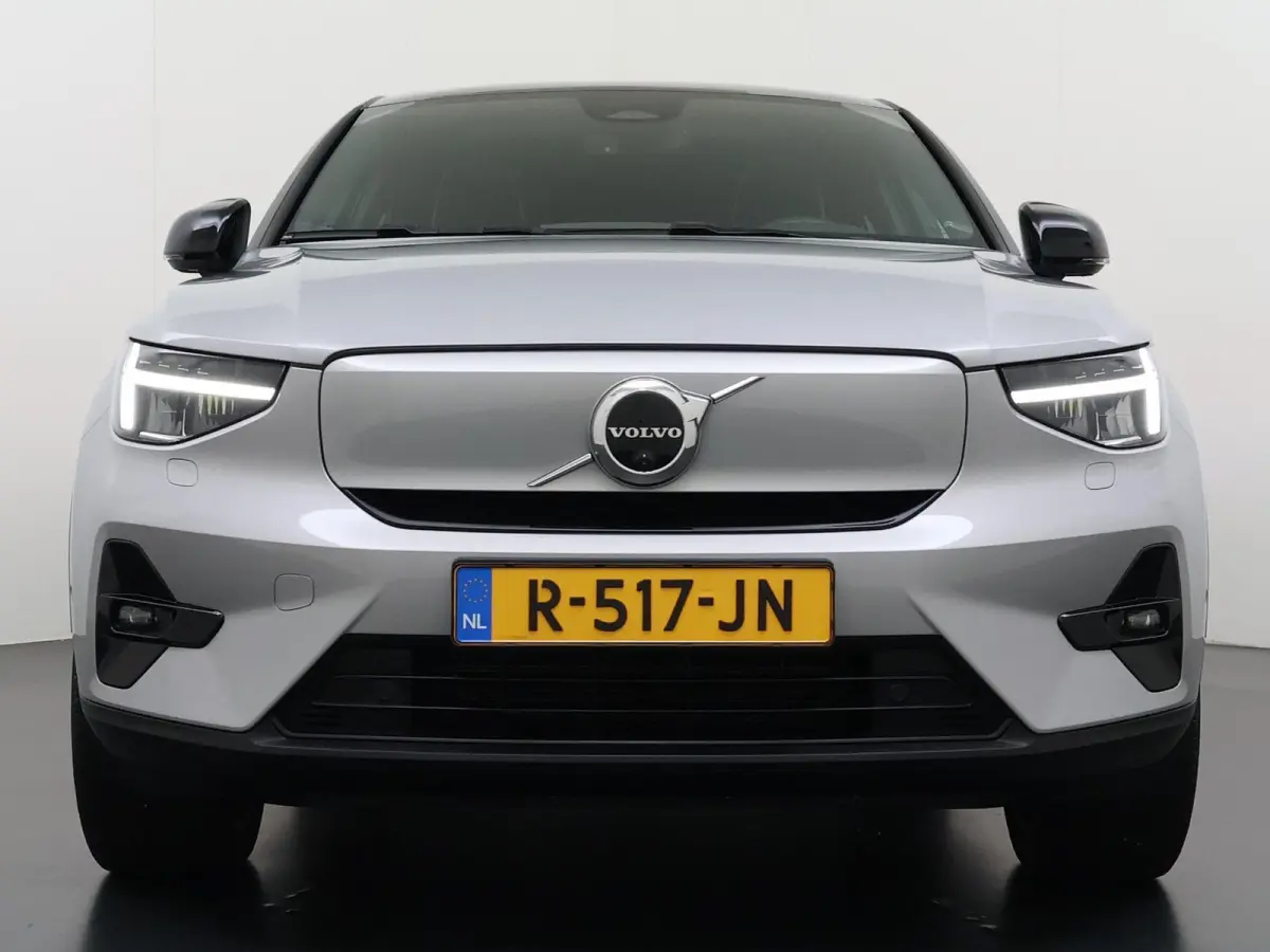 Recharge Twin Intro Edition 78 kWh 4WD VAN:36.900,- VOOR:32.440 ,- UW HERFSTVOORDEEL:4.460,-SOH:91%  | WARMTEPOMP | ORIGINEEL NEDERLANDSE AUTO | VOLLEDIG VOLVO DEALER-ONDERHOUDEN | ELEKTRISC