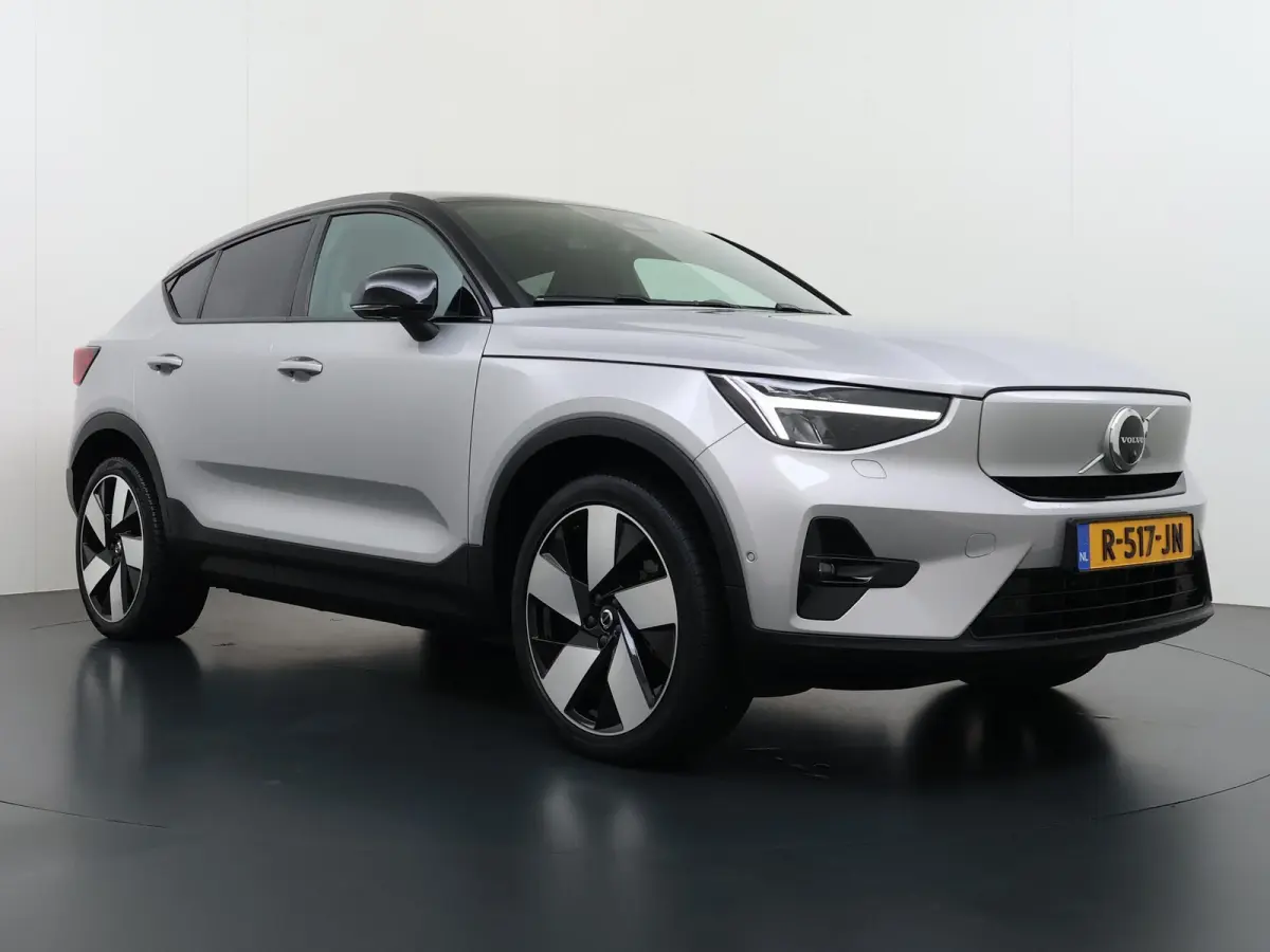 Recharge Twin Intro Edition 78 kWh 4WD VAN:36.900,- VOOR:32.440 ,- UW HERFSTVOORDEEL:4.460,-SOH:91%  | WARMTEPOMP | ORIGINEEL NEDERLANDSE AUTO | VOLLEDIG VOLVO DEALER-ONDERHOUDEN | ELEKTRISC