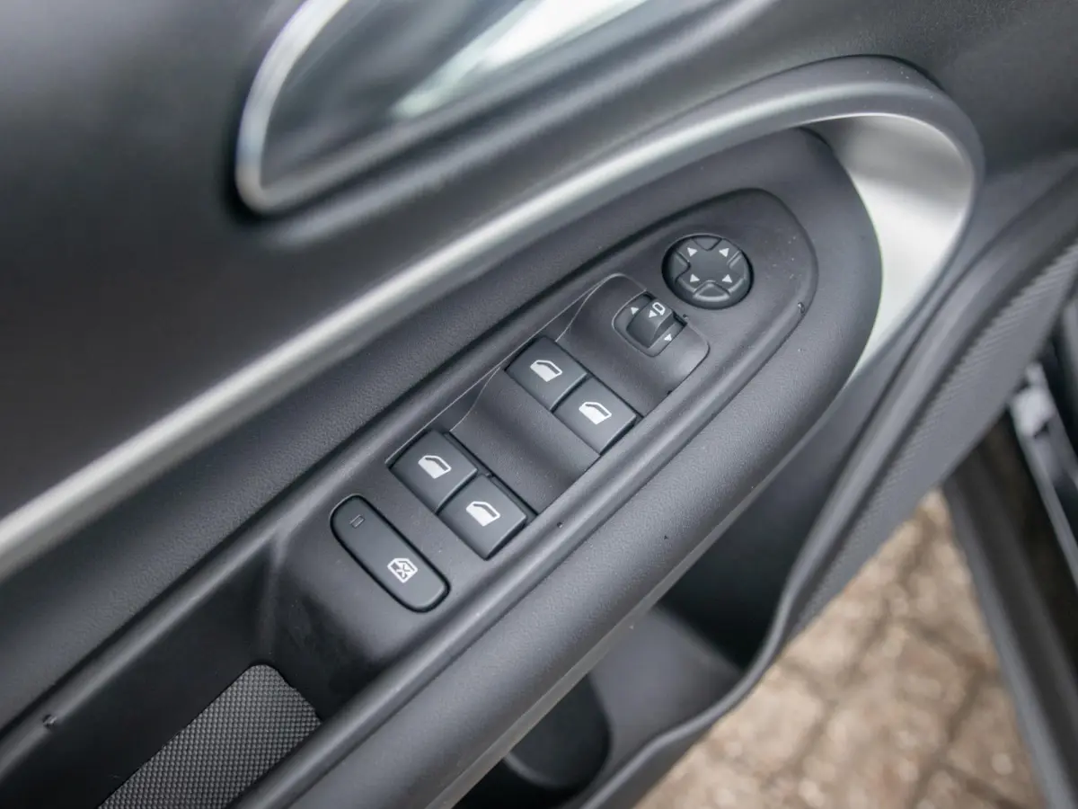 85th Anniversary 54 kWh | Schuif/Kanteldak | Adapt. Cruise | Winter Pack | Warmtepomp | Handsfree Achterklep | Convenience Pack