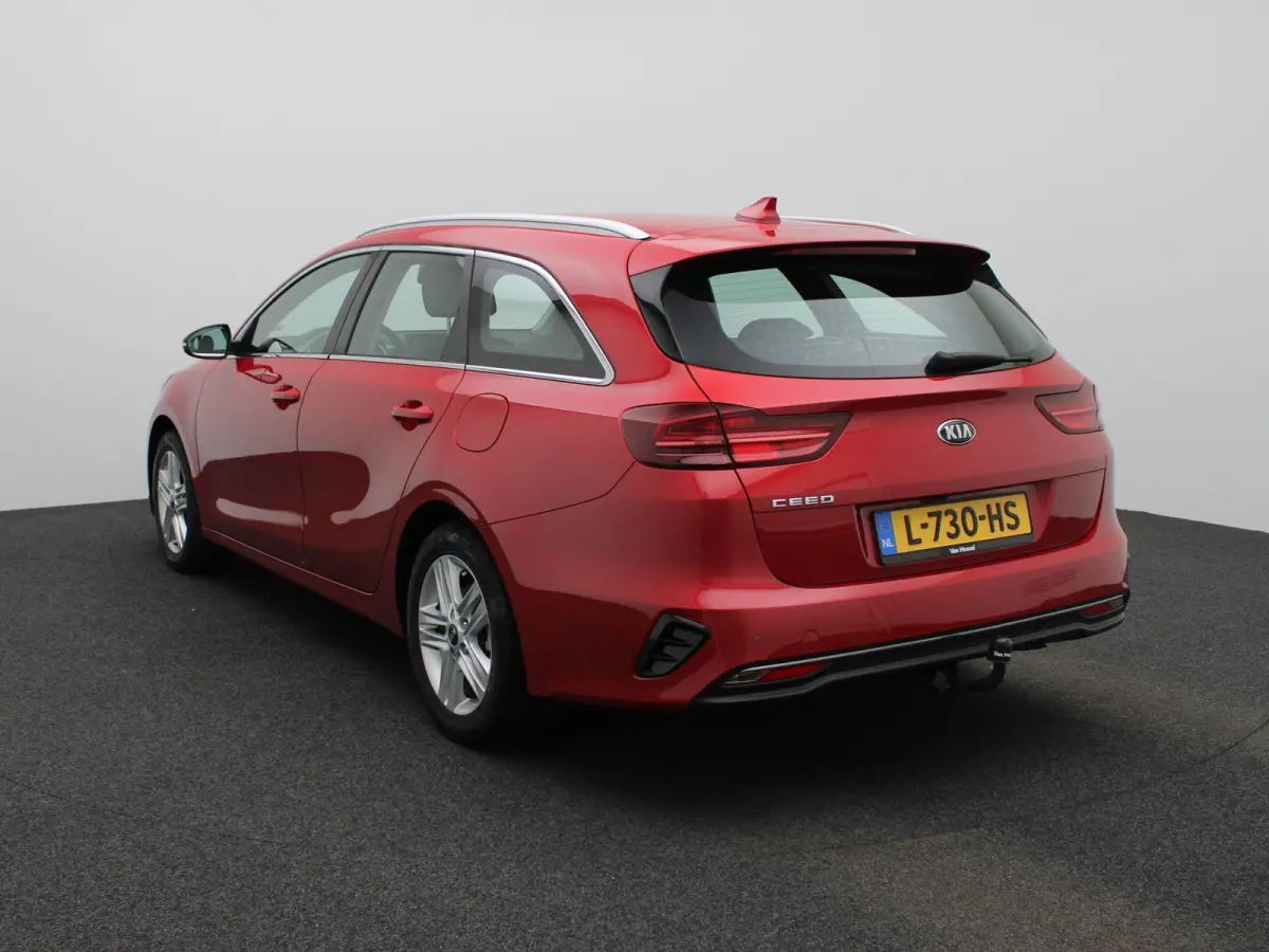 1.0 T-GDi DynamicLine | Apple Carplay / Android Auto | Achteruitrijcamera | Parkeersensoren | Trekhaak |