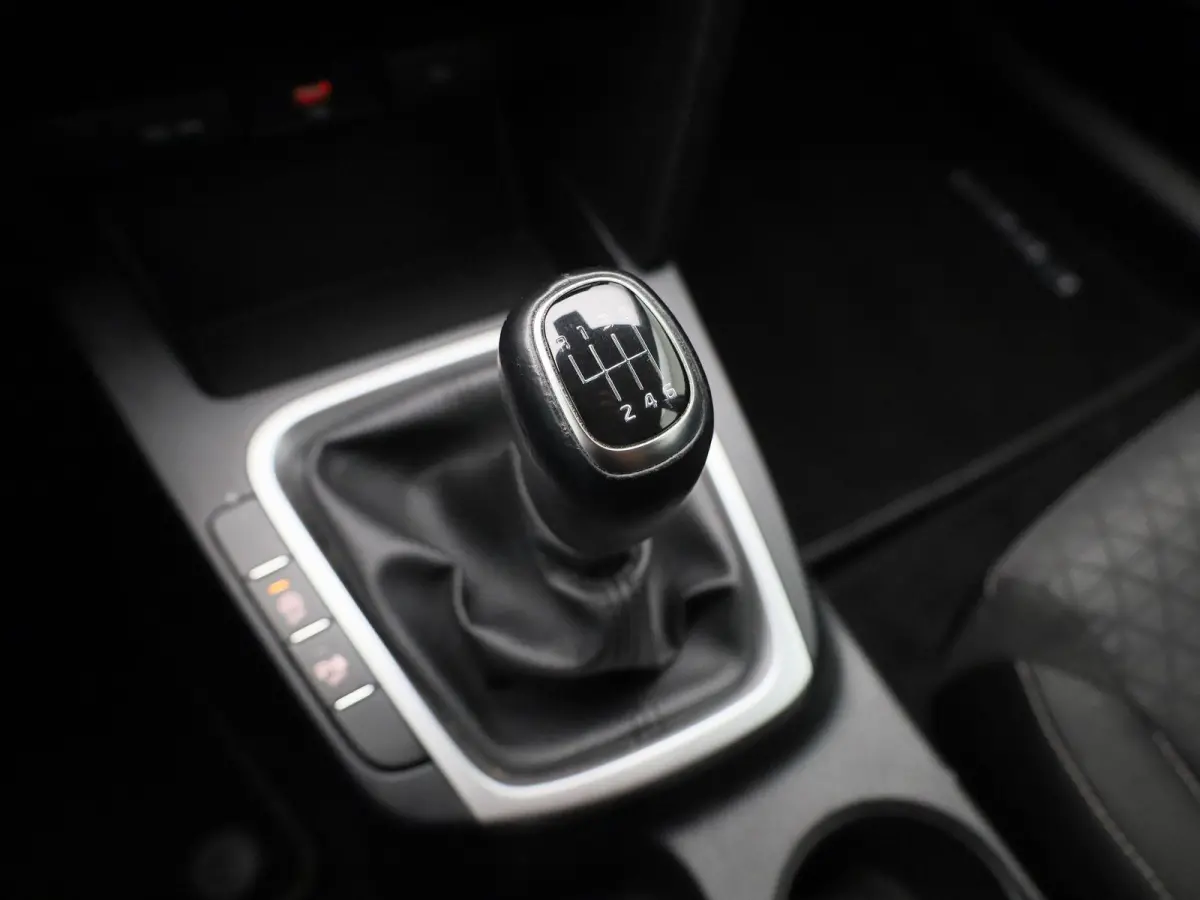 1.0 T-GDi DynamicLine | Apple Carplay / Android Auto | Achteruitrijcamera | Parkeersensoren | Trekhaak |